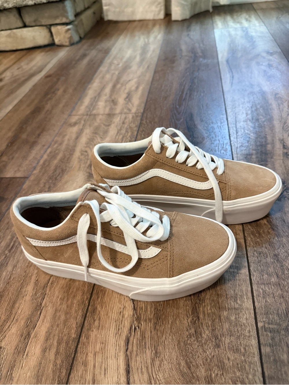 Vans Old Skool Platform Sneakers in Tan with White Stripe - Picture 2 of 4